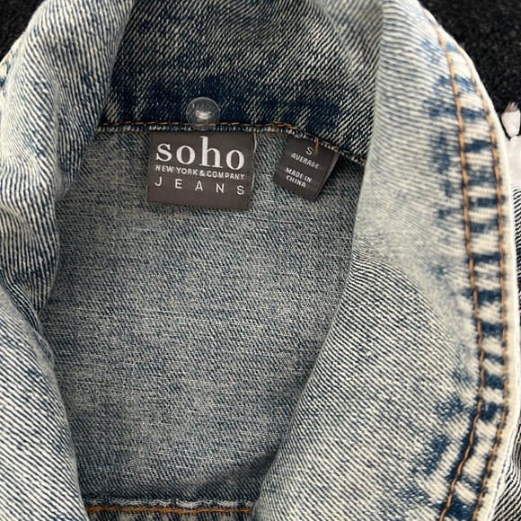 Soho Jean jacket size small - Picture 3 of 3